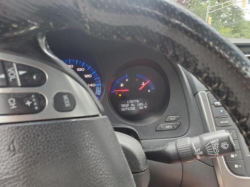 Silver 2005 Acura TL 3.2