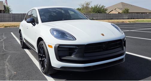 2025 Porsche Macan GTS