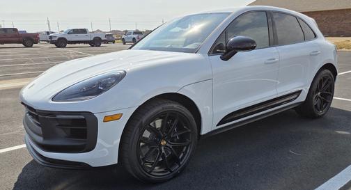 2025 Porsche Macan GTS
