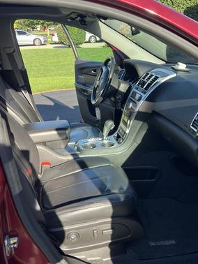 2008 GMC Acadia SLT2