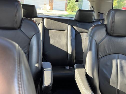 2008 GMC Acadia SLT2