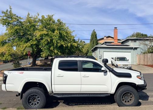 White 2016 Toyota Tacoma TRD Off Road