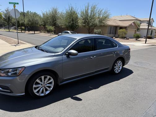 2016 Volkswagen Passat 1.8T S