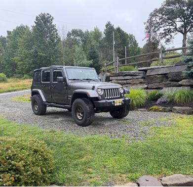 Gray 2018 Jeep Wrangler JK Unlimited Sahara