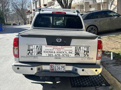 Silver 2016 Nissan Frontier SV