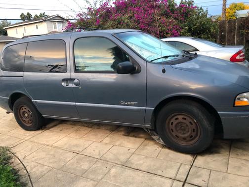 2000 Nissan Quest GXE