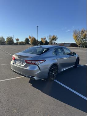 2020 Toyota Camry SE Nightshade