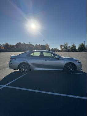2020 Toyota Camry SE Nightshade
