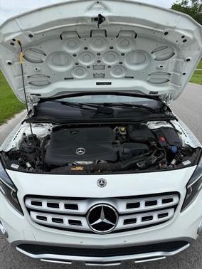 White 2019 Mercedes-Benz GLA 250 4MATIC