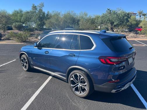 Blue 2021 BMW X5 sDrive40i