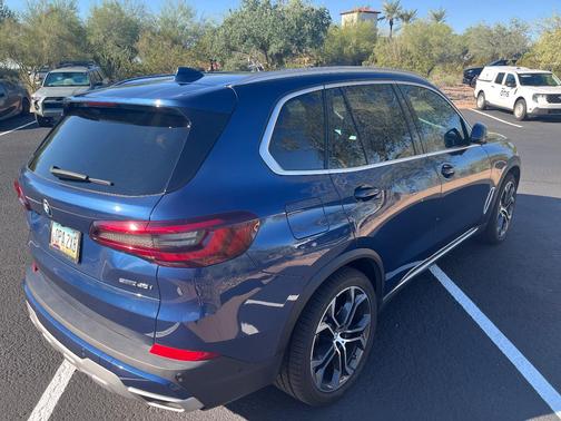 Blue 2021 BMW X5 sDrive40i