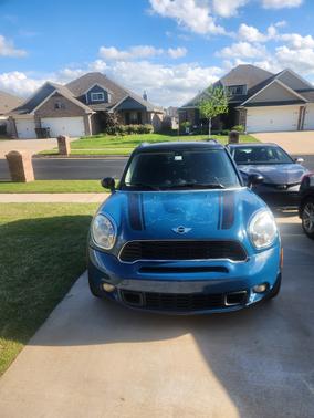 2011 MINI Cooper S Countryman Base