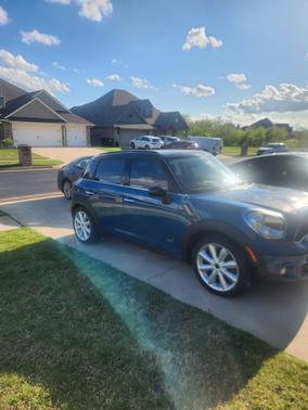 2011 MINI Cooper S Countryman Base