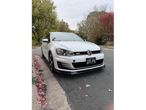 2017 Volkswagen Golf GTI S 4-Door