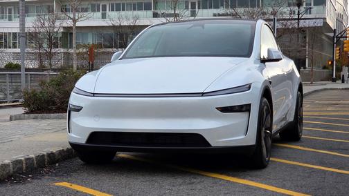 White 2026 Tesla Model Y Premium RWD