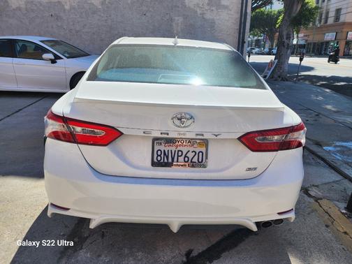 2020 Toyota Camry SE
