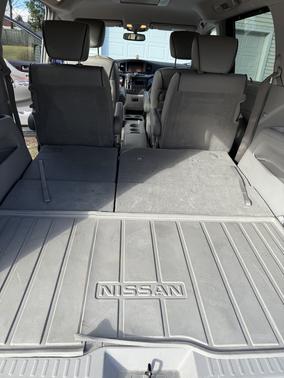 2013 Nissan Quest LE