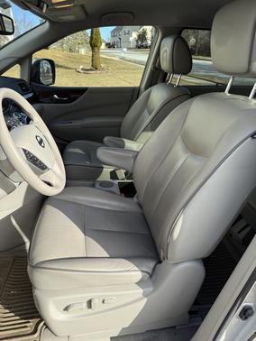 2013 Nissan Quest LE