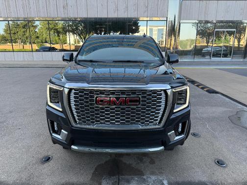 Black 2021 GMC Yukon XL Denali