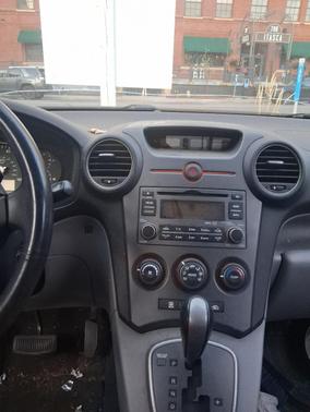 Blue 2008 Kia Rondo EX