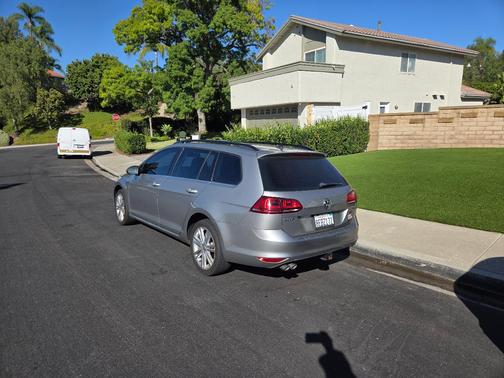 Silver 2015 Volkswagen Golf SportWagen TDI SE 4-Door