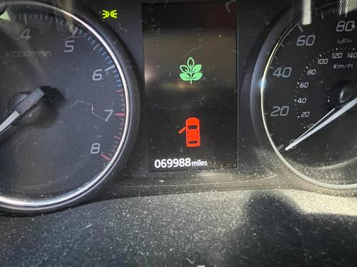 Black 2016 Mitsubishi Outlander SE