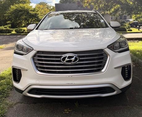 White 2017 Hyundai SANTA FE SE