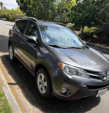 Gray 2013 Toyota RAV4 XLE