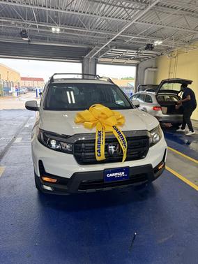 White 2024 Honda Ridgeline RTL