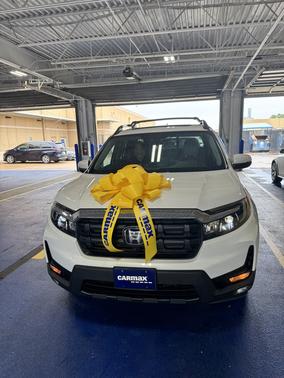 White 2024 Honda Ridgeline RTL