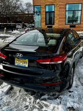 2018 Hyundai ELANTRA Value Edition