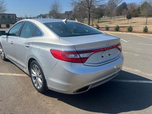 2012 Hyundai Azera Base