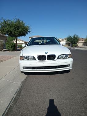 White 2002 BMW 530 i