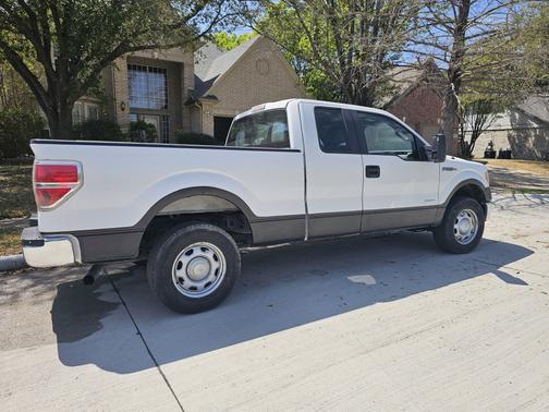 White 2014 Ford F-150 XL
