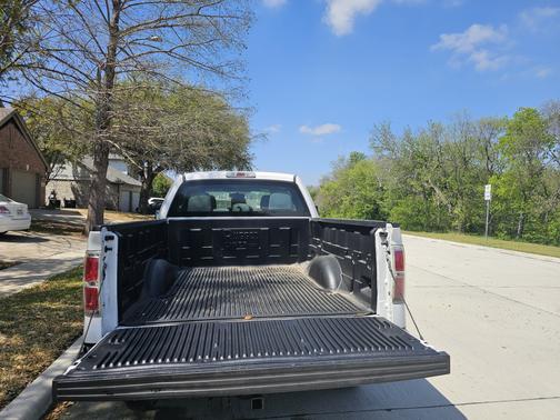 White 2014 Ford F-150 XL