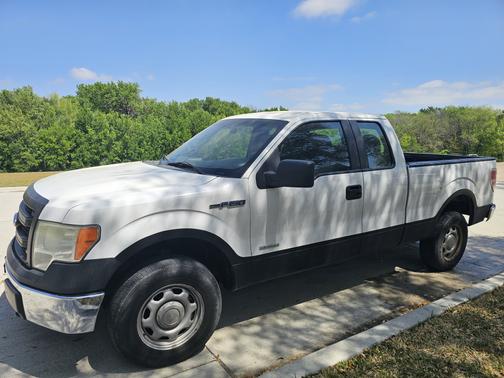 White 2014 Ford F-150 XL