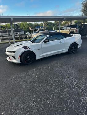 White 2018 Chevrolet Camaro 2SS