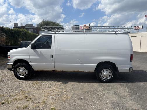 2013 Ford E250 Cargo