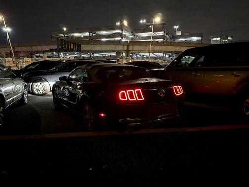Black 2014 Ford Mustang V6 Premium