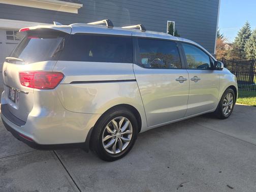 Silver 2020 Kia Sedona EX