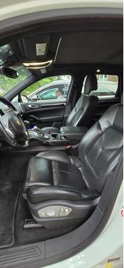 White 2014 Porsche Cayenne Cayenne Diesel