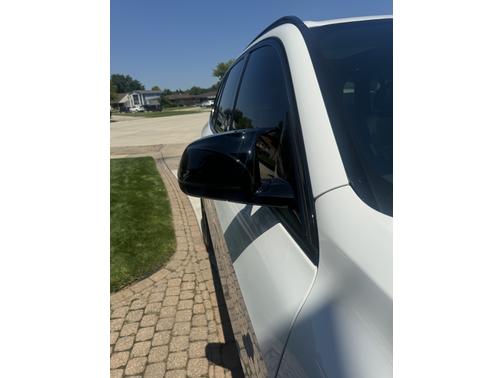 White 2021 BMW X5 M50i