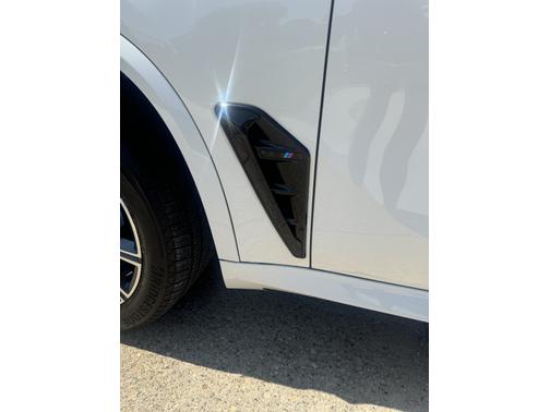 White 2021 BMW X5 M50i