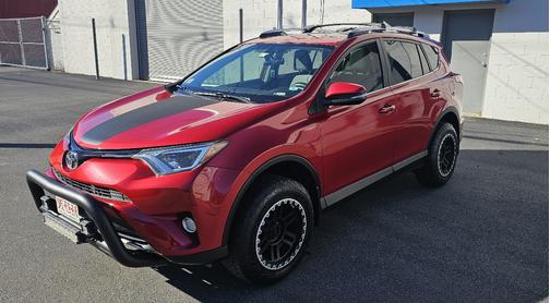 2016 Toyota RAV4 XLE