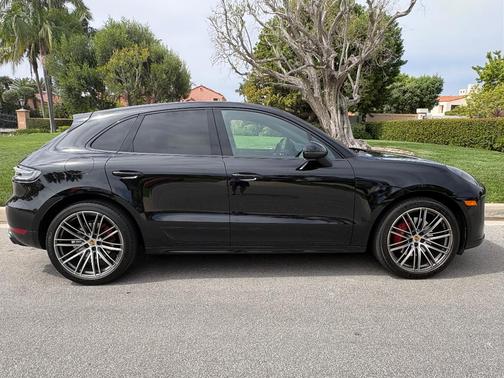 Black 2020 Porsche Macan Macan GTS