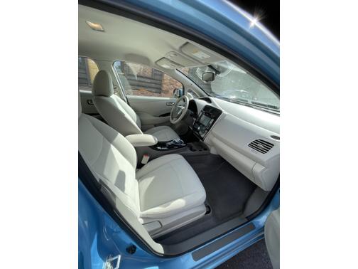 2015 Nissan Leaf SV