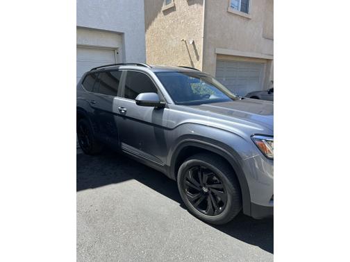 2022 Volkswagen Atlas 2.0T SE w/Technology