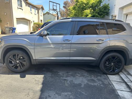 2022 Volkswagen Atlas 2.0T SE w/Technology