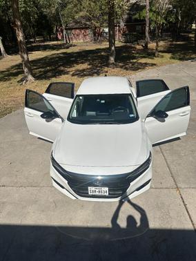 White 2022 Honda Accord Sport SE 1.5T