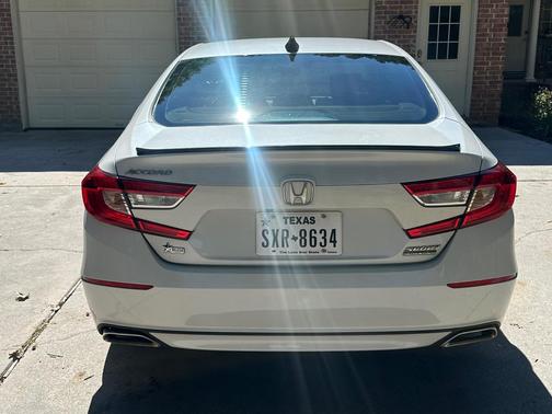White 2022 Honda Accord Sport SE 1.5T